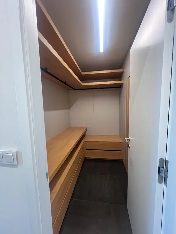 Rekonstrukce půdy Československé armády 12 – 16