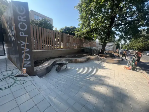 School entrance revitalization — Nový PORG – 28