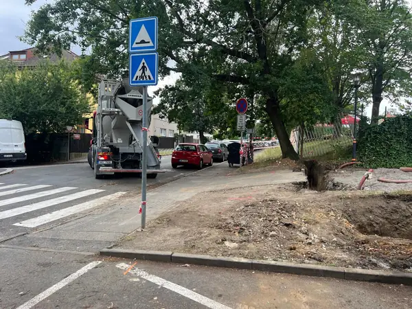 School entrance revitalization — Nový PORG – 44
