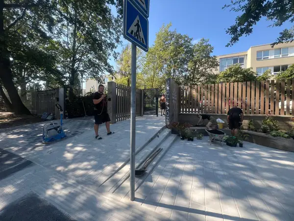 School entrance revitalization — Nový PORG – 53